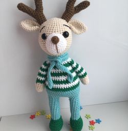 Deer knitted